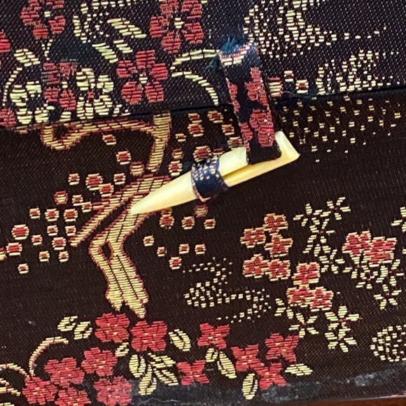 VTG Asian Silk Treasure Box by Yi Lin Arts & Treasures of China - Picture 3 of 8